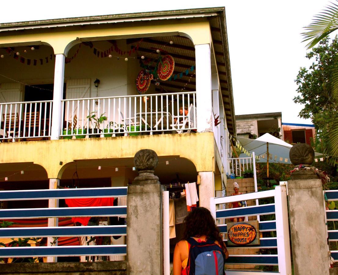 Apartament Happy Hippies House Sainte-Rose Zewnętrze zdjęcie